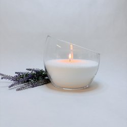 Lille skr glasbowle 15,5x18,5 cm.